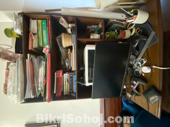 Reading Table